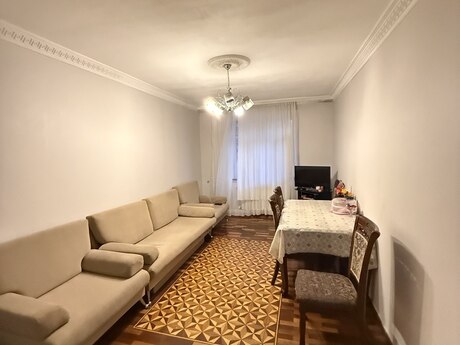 3 otaqlı köhnə tikili - Həzi Aslanov m. - 80 m²