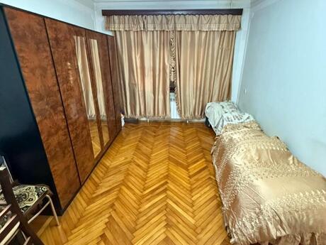 3 otaqlı köhnə tikili - Xalqlar Dostluğu m. - 85 m²