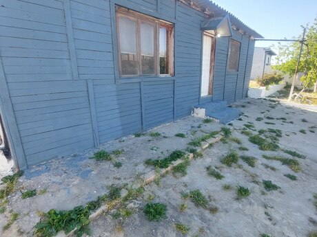 4 otaqlı həyət evi/bağ evi - Xocəsən q. - 120 m²