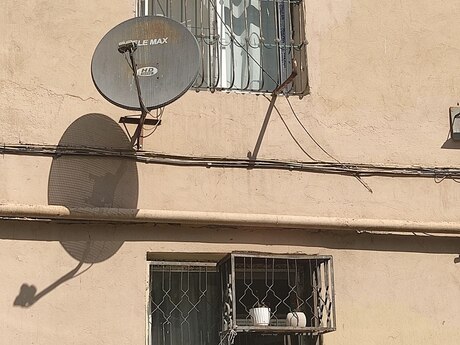 2 otaqlı köhnə tikili - İnşaatçılar m. - 35 m²