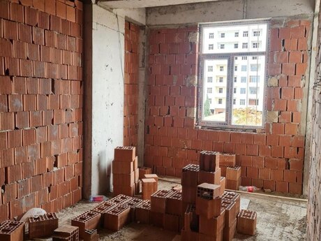 4 otaqlı yeni tikili - Biləcəri q. - 99 m²