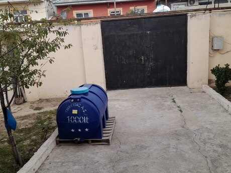 4 otaqlı həyət evi/bağ evi - Əmircan q. - 118 m²