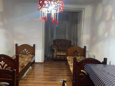 1 otaqlı köhnə tikili - Elmlər Akademiyası m. - 35 m²