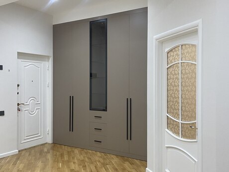 3 otaqlı yeni tikili - Həzi Aslanov q. - 148 m²