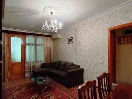 2 otaqlı köhnə tikili - Elmlər Akademiyası m. - 40 m²