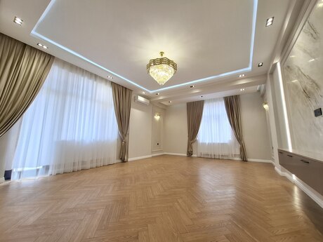 3 otaqlı yeni tikili - 28 May m. - 132 m²