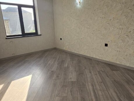 3 otaqlı həyət evi/bağ evi - Ceyranbatan q. - 100 m²