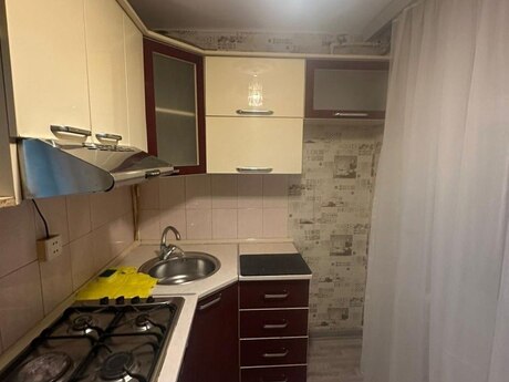 1 otaqlı köhnə tikili - Həzi Aslanov m. - 35 m²