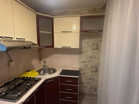 1 otaqlı köhnə tikili - Həzi Aslanov m. - 35 m²