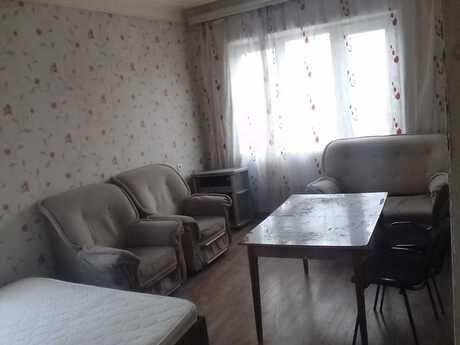 1 otaqlı köhnə tikili - Qaraçuxur q. - 42 m²
