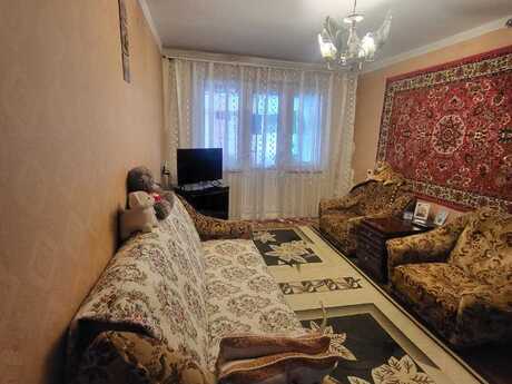 2 otaqlı köhnə tikili - Neftçilər m. - 48 m²