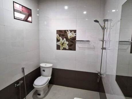 4 otaqlı həyət evi/bağ evi - Şağan q. - 156 m²