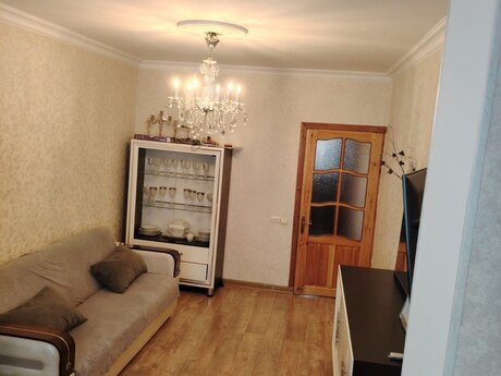 2 otaqlı köhnə tikili - Xırdalan - 57 m²