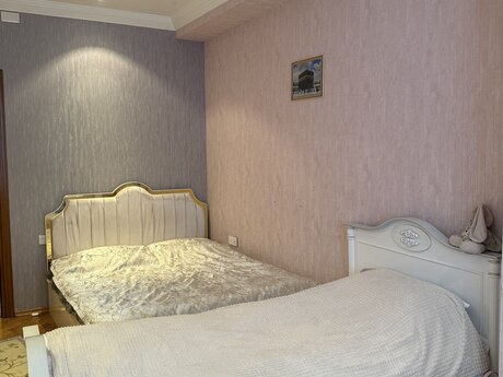 5 otaqlı köhnə tikili - Azadlıq Prospekti m. - 175 m²