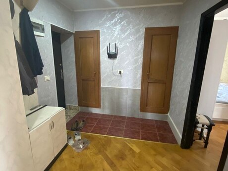 3 otaqlı köhnə tikili - Əmircan q. - 56 m²