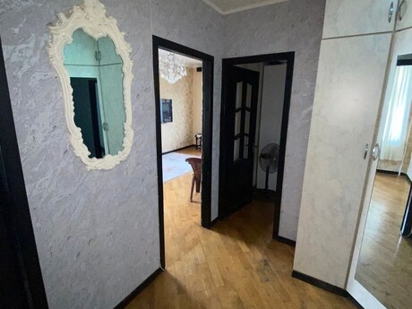3 otaqlı köhnə tikili - Əmircan q. - 56 m²