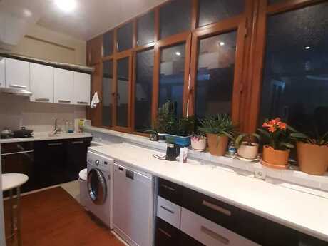 3 otaqlı yeni tikili - Memar Əcəmi m. - 77 m²