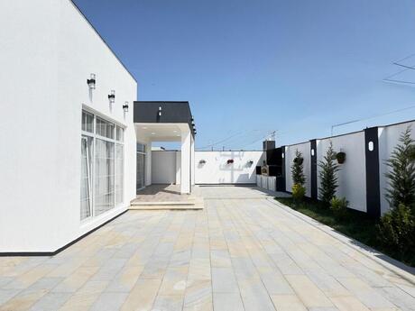 4 otaqlı həyət evi/bağ evi - Şüvəlan q. - 150 m²