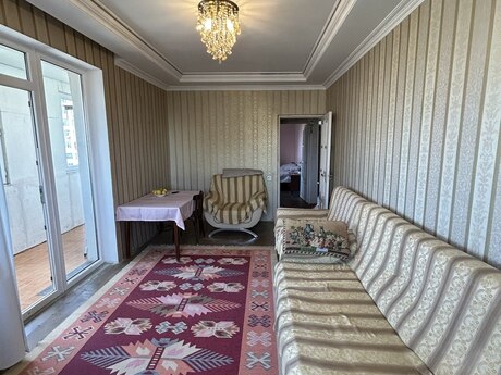 2 otaqlı köhnə tikili - Əhmədli m. - 56 m²