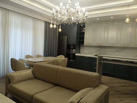 3 otaqlı yeni tikili - Ağ şəhər q. - 120 m²