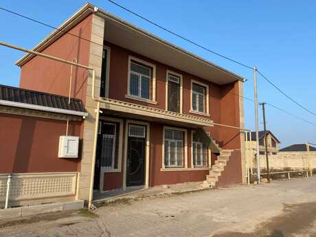 9 otaqlı həyət evi/bağ evi - Binə q. - 542 m²