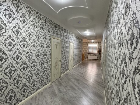 9 otaqlı həyət evi/bağ evi - Binə q. - 542 m²