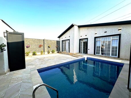 4 otaqlı həyət evi/bağ evi - Şüvəlan q. - 160 m²