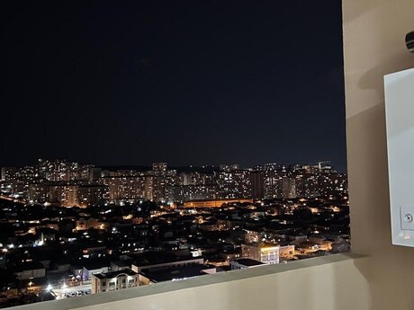 2 otaqlı yeni tikili - İnşaatçılar m. - 95 m²