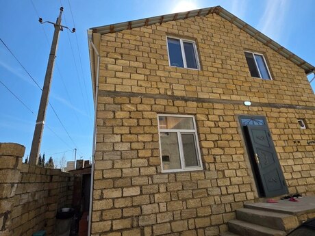 5 otaqlı həyət evi/bağ evi - Novxanı q. - 150 m²