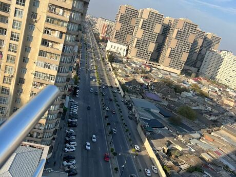4 otaqlı yeni tikili - İnşaatçılar m. - 151 m²