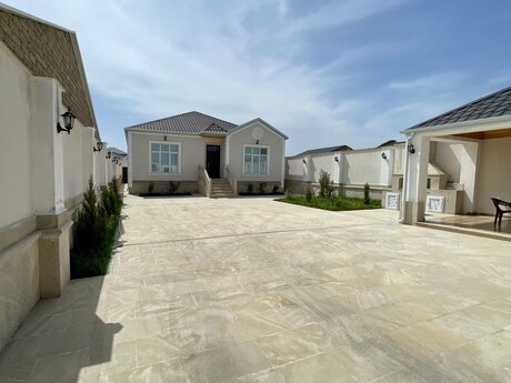 4 otaqlı həyət evi/bağ evi - Buzovna q. - 150 m²