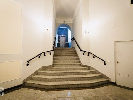 2 otaqlı köhnə tikili - Sahil m. - 70 m²