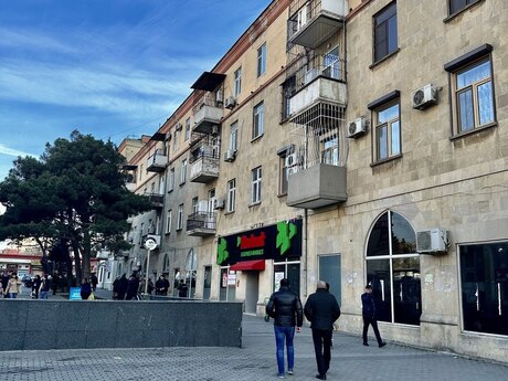 2 otaqlı köhnə tikili - Qara Qarayev m. - 66 m²