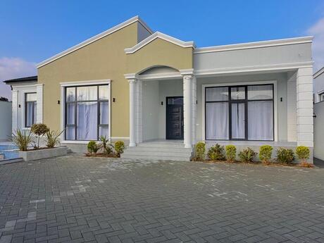 4 otaqlı həyət evi/bağ evi - Mərdəkan q. - 200 m²