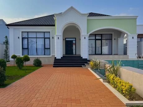 5 otaqlı həyət evi/bağ evi - Mərdəkan q. - 240 m²