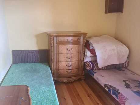 1 otaqlı həyət evi/bağ evi - Memar Əcəmi m. - 15 m²