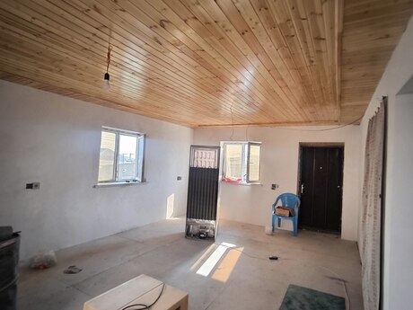 5 otaqlı həyət evi/bağ evi - Hökməli q. - 180 m²
