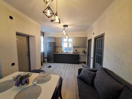 4 otaqlı həyət evi/bağ evi - Görədil q. - 150 m²