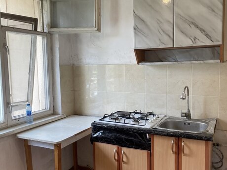1 otaqlı köhnə tikili - Əhmədli m. - 30 m²