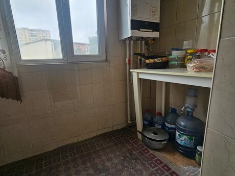 2 otaqlı köhnə tikili - Memar Əcəmi m. - 35 m²