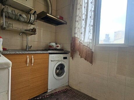2 otaqlı köhnə tikili - Memar Əcəmi m. - 35 m²