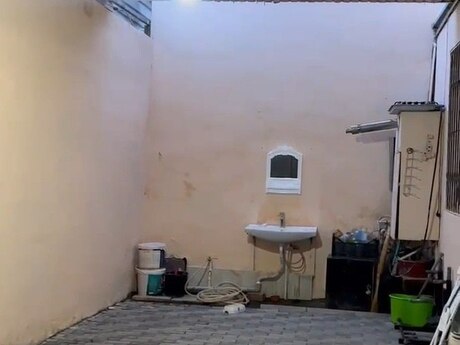 4 otaqlı həyət evi/bağ evi - Xocəsən m. - 160 m²