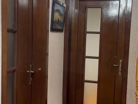 4 otaqlı həyət evi/bağ evi - Xocəsən m. - 160 m²