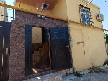 4 otaqlı həyət evi/bağ evi - Xırdalan - 85 m²