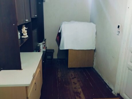 1 otaqlı köhnə tikili - Nərimanov r. - 28.7 m²