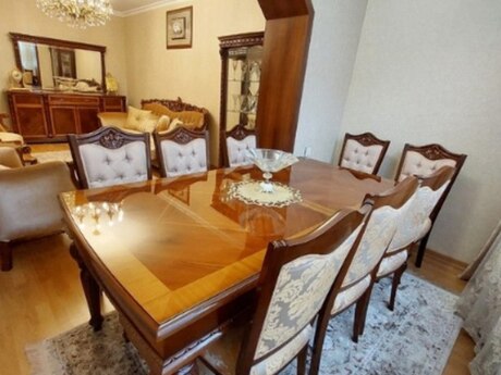 3 otaqlı köhnə tikili - Bayıl q. - 90 m²