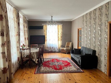 3 otaqlı həyət evi/bağ evi - Mərdəkan q. - 100 m²