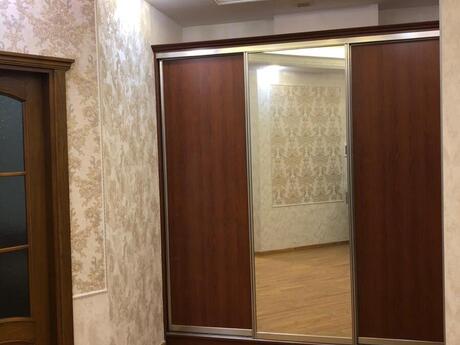 2 otaqlı köhnə tikili - Elmlər Akademiyası m. - 90 m²