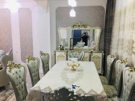 6 otaqlı həyət evi/bağ evi - Şağan q. - 300 m²