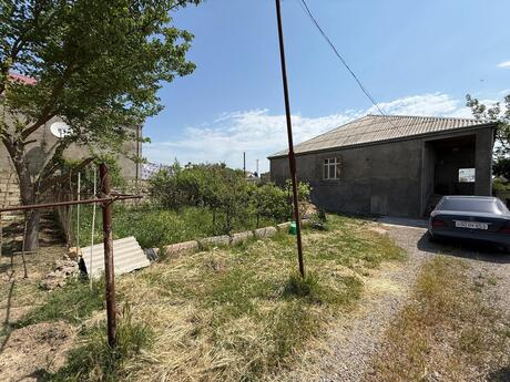 5 otaqlı həyət evi/bağ evi - Novxanı q. - 210 m²
